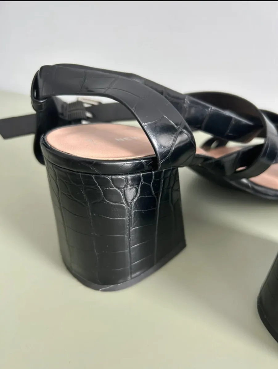 New look black heel sandals - Image 4