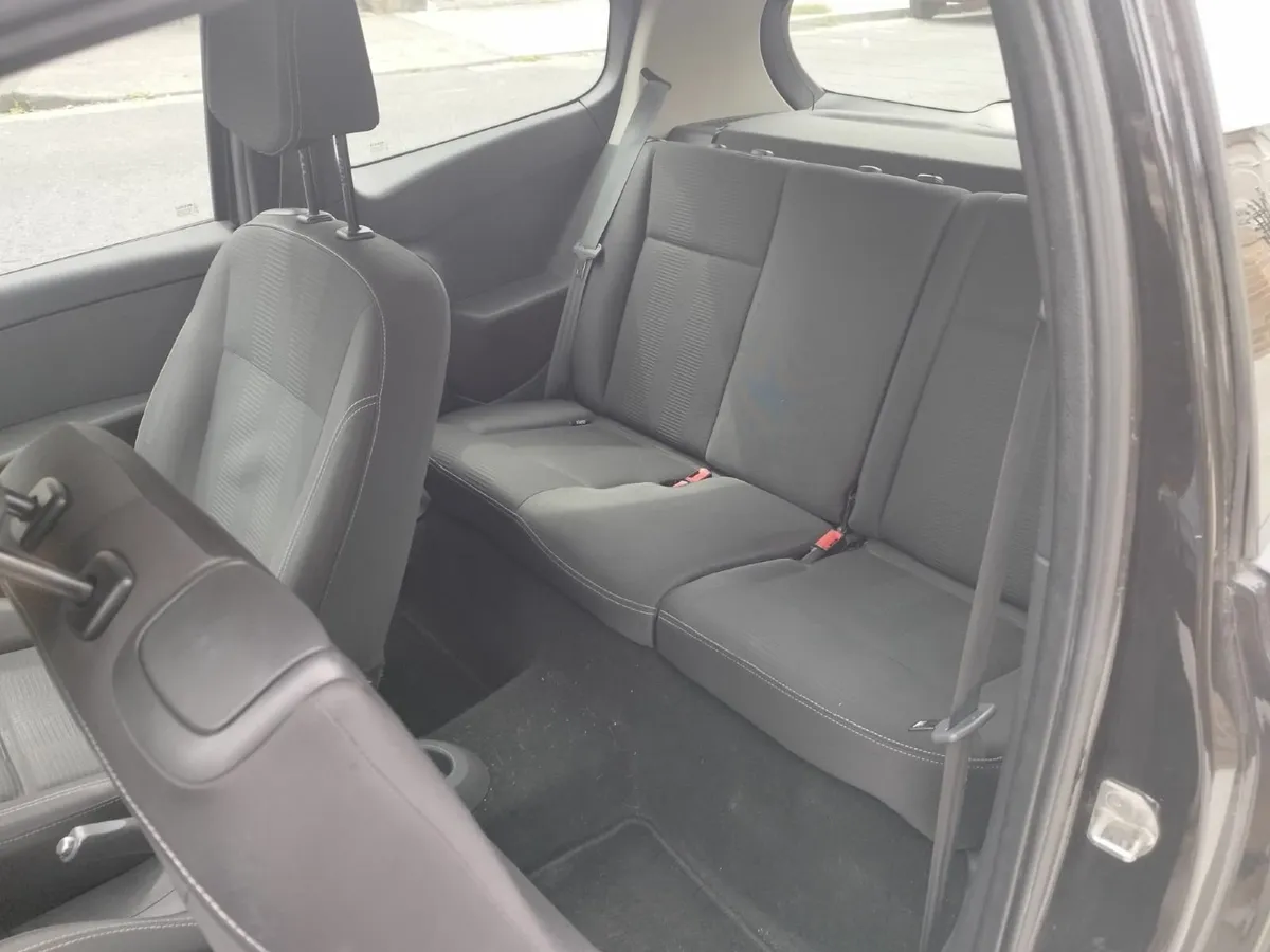 Renault Clio 2010 - Image 3