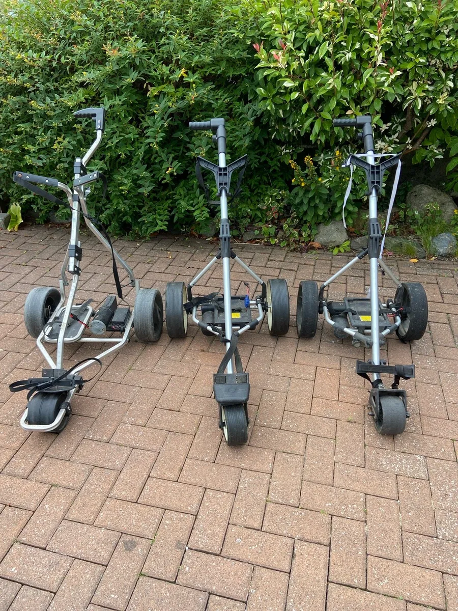 Electric.  Golf.   Trolleys - Image 1