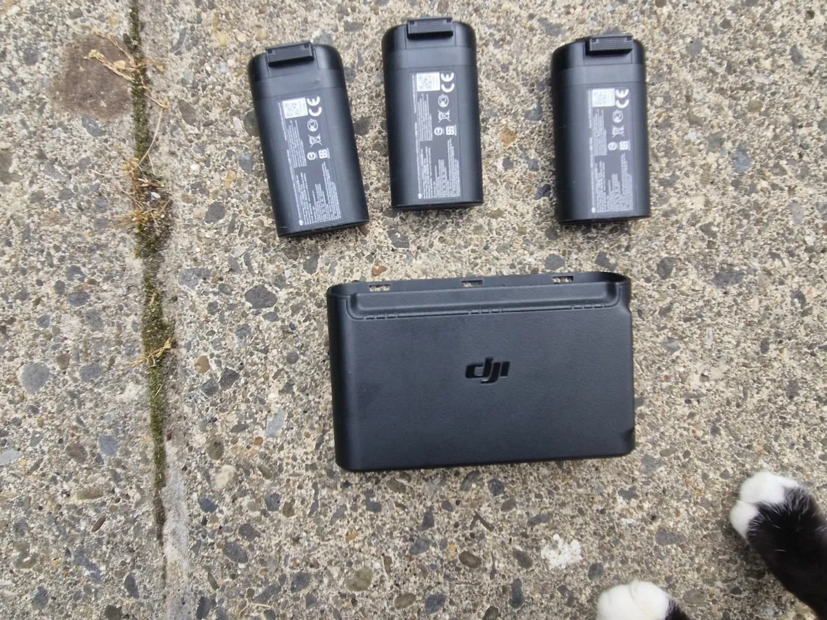 Dji mavic mini fly more combo great condition - Image 4