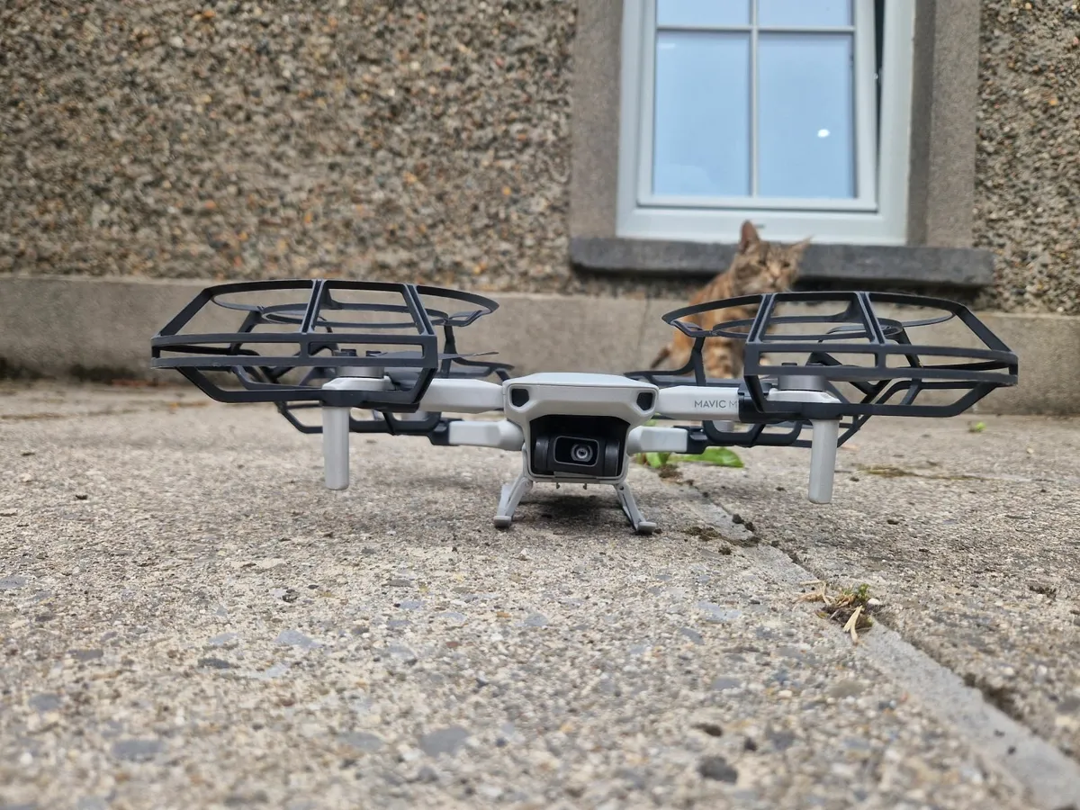 Dji mavic mini fly more combo great condition - Image 1