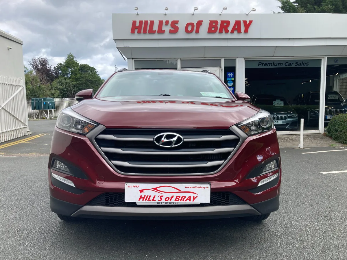 Hyundai Tucson 2016 PREMIUM TOP SPEC LOW MILEAGE - Image 3