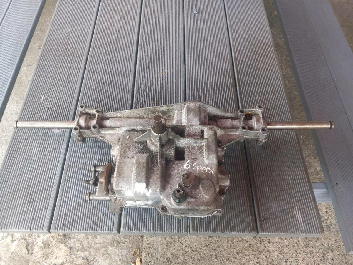 AGS/spicer Dana manual gearbox for sale - Image 1