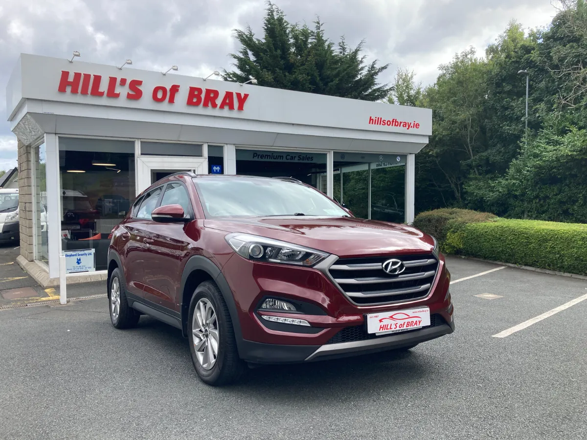 Hyundai Tucson 2016 PREMIUM TOP SPEC LOW MILEAGE - Image 1