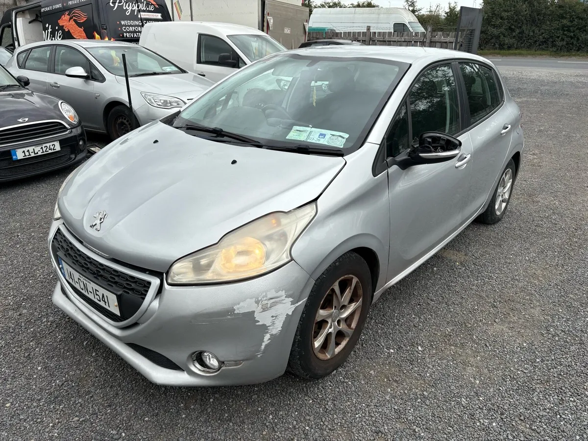 2014 Peugeot 208 - Image 2