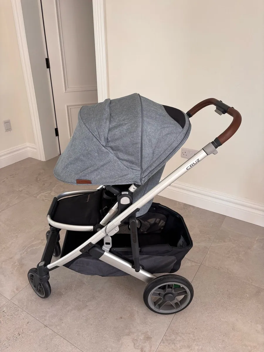 Uppababy vista Cruz V2 - Image 4