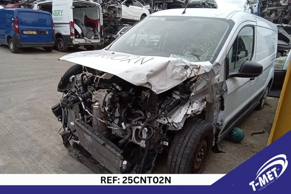 2019 FORD  TRANSIT CONNECT BREAKING FOR PARTS - Image 4