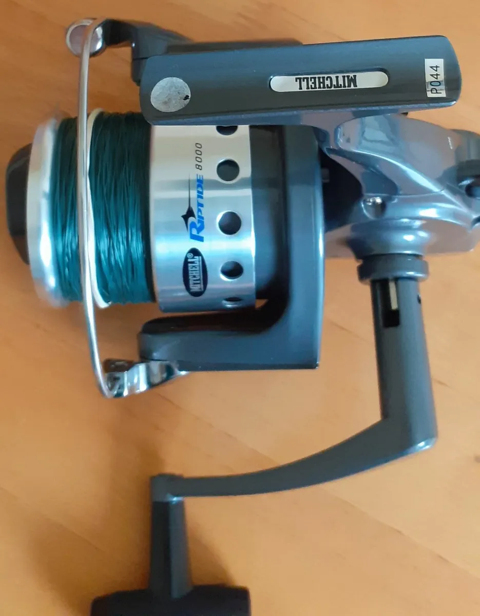 Saltwater fishing reel. - Image 2