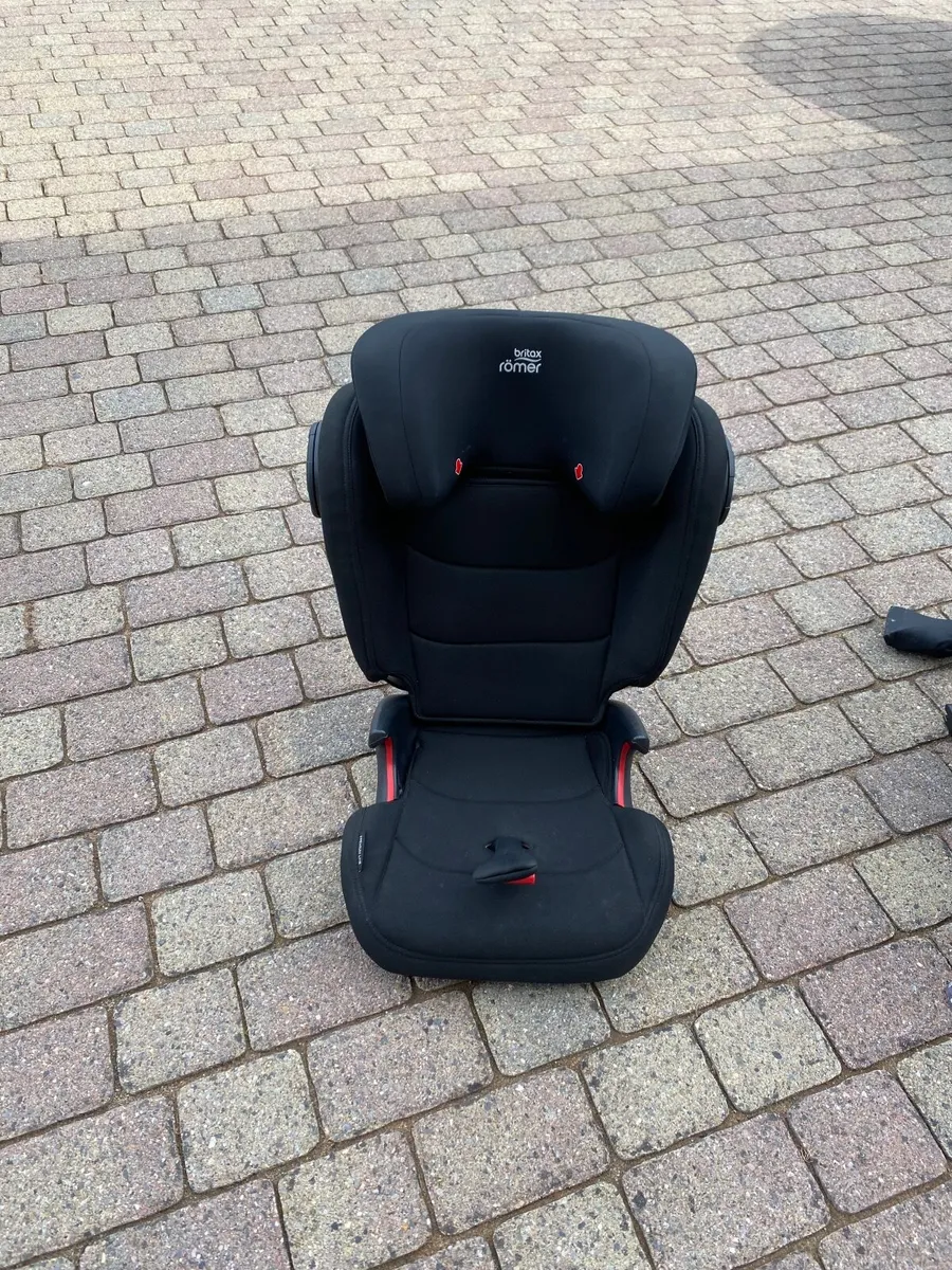 Car seats - Image 2