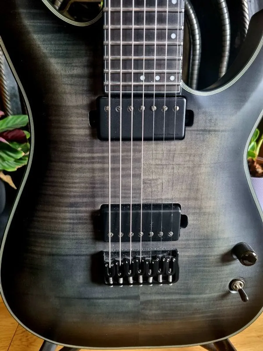 Schecter KM7 - Image 1
