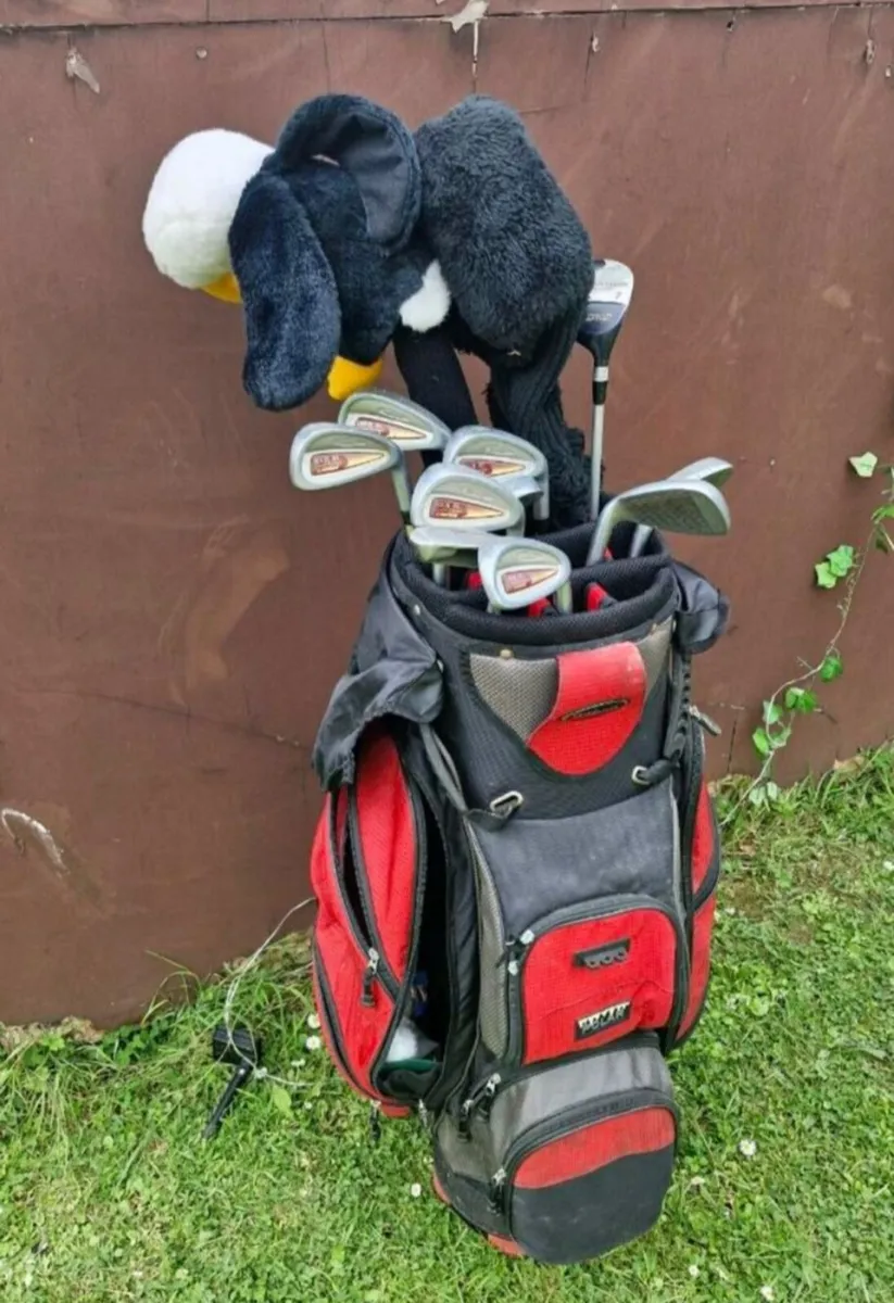 Full set with cart bag included - Image 3