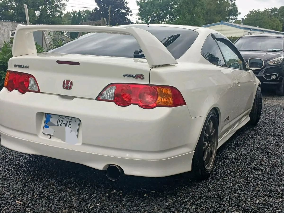 Honda integra dc5 type r 2002 - Image 4