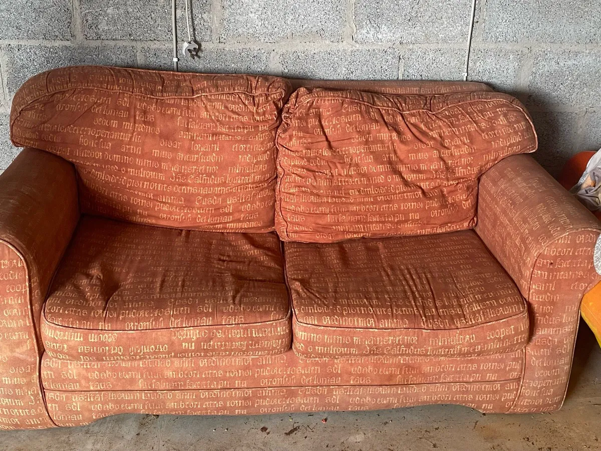 Futon couch - Image 2