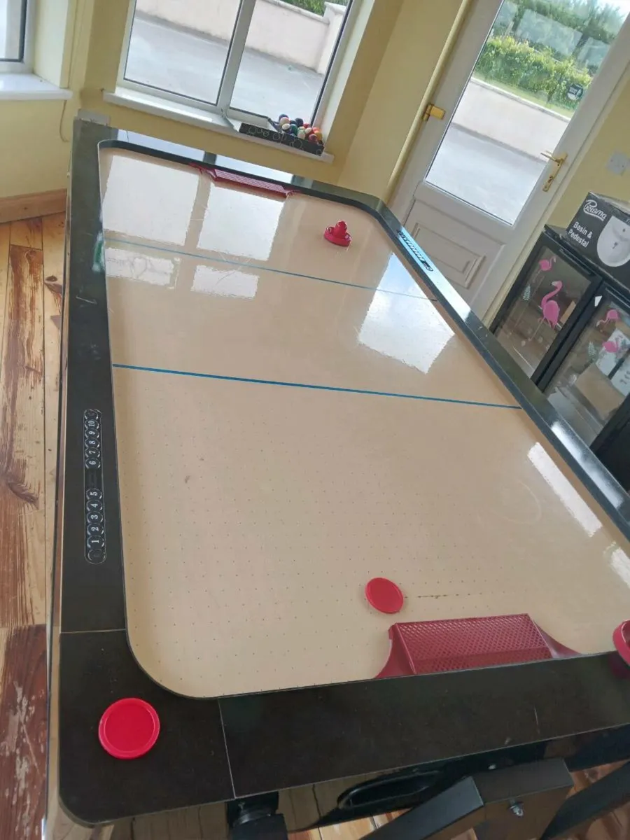 Pool/air hockey table - Image 3