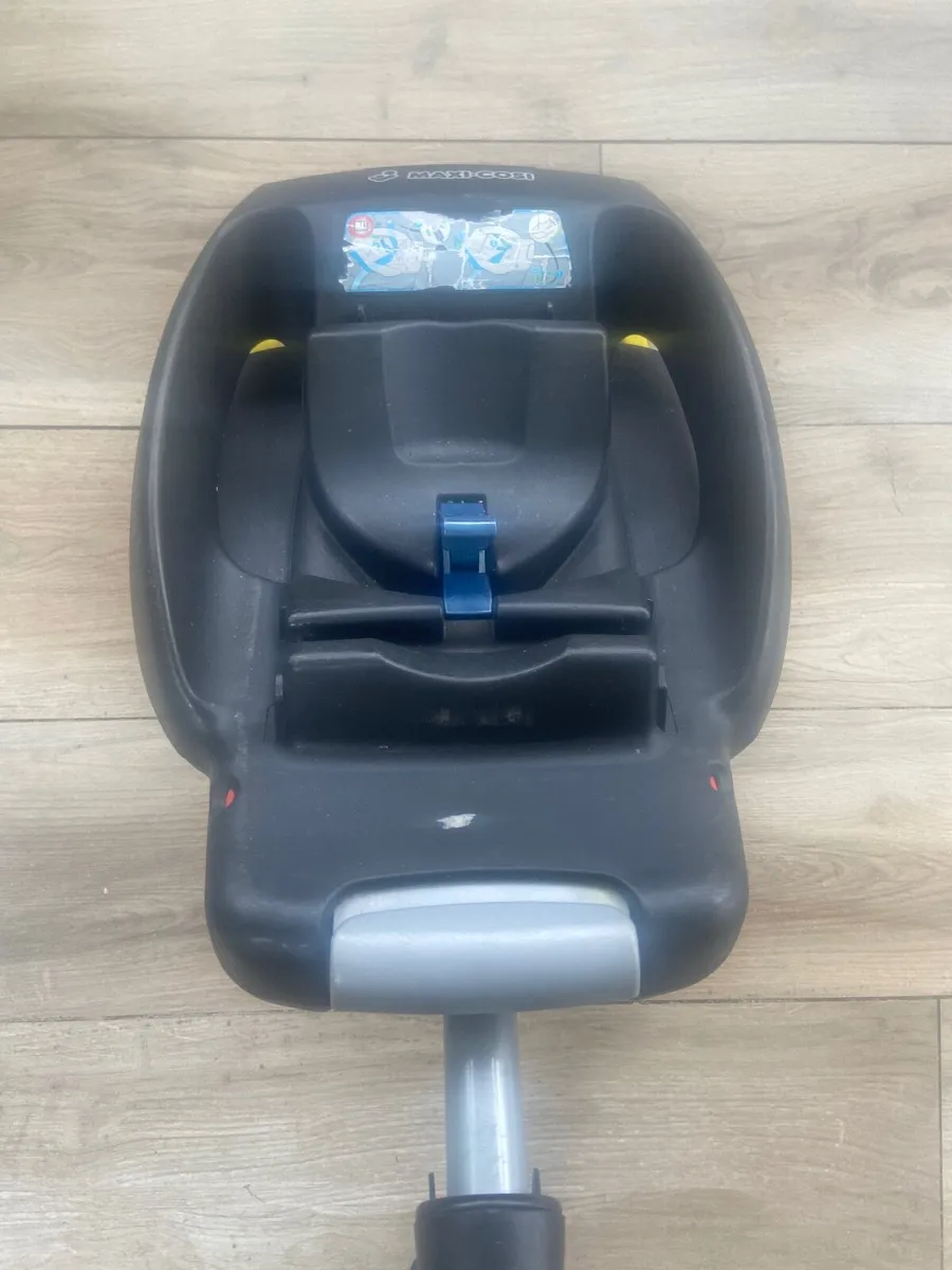 Maxi cosi car seat system - Image 2