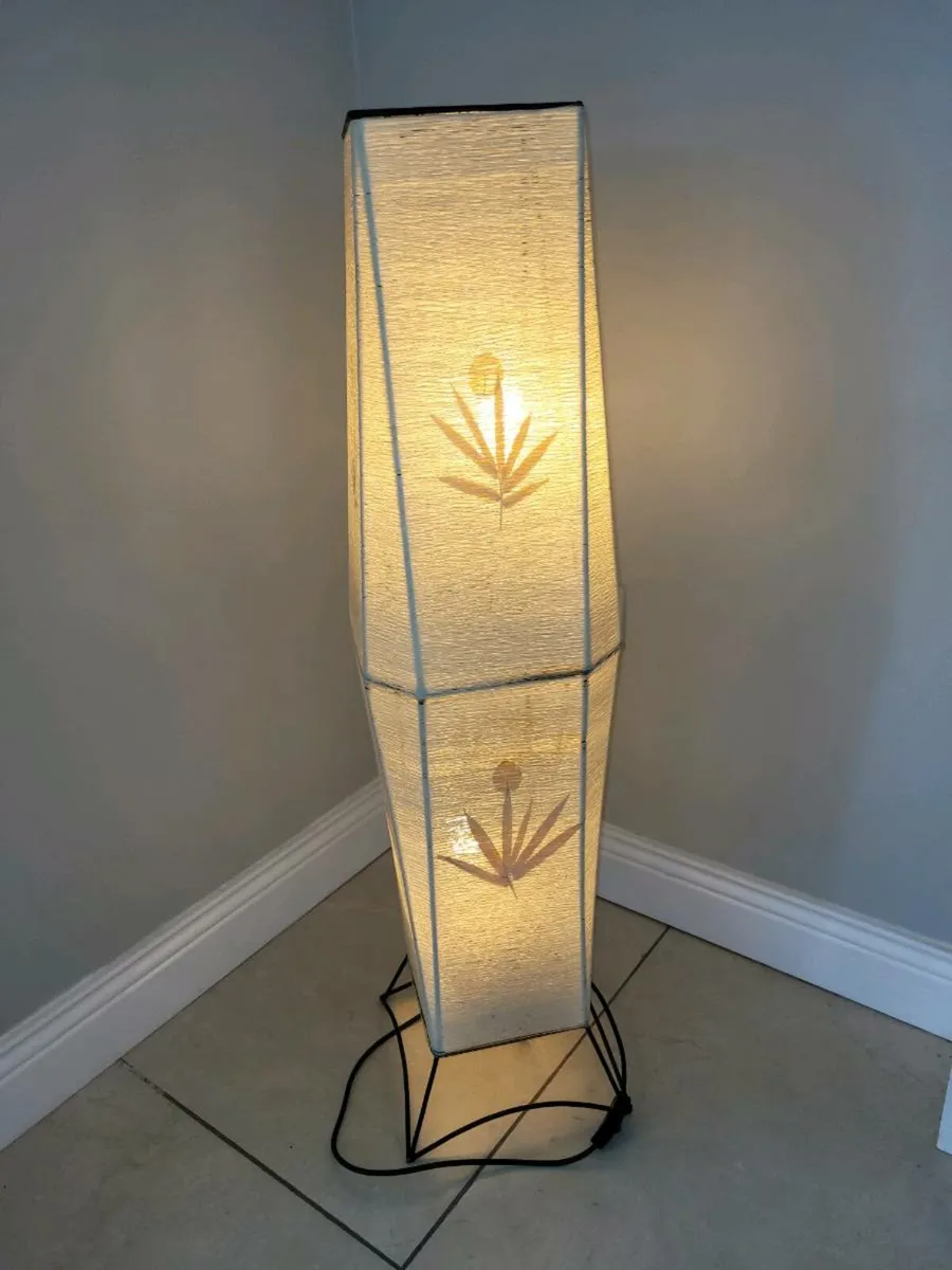 Floor lamp - Image 1