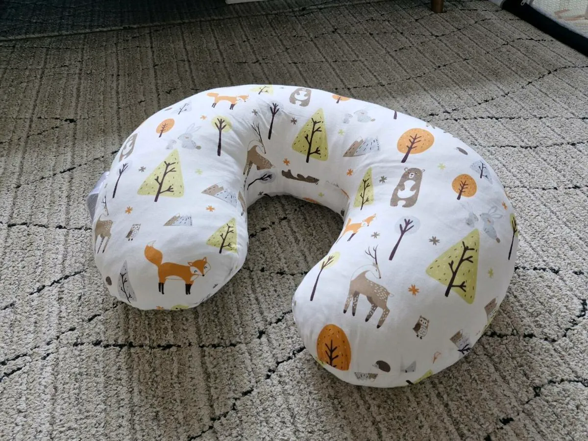 Nursing pillow