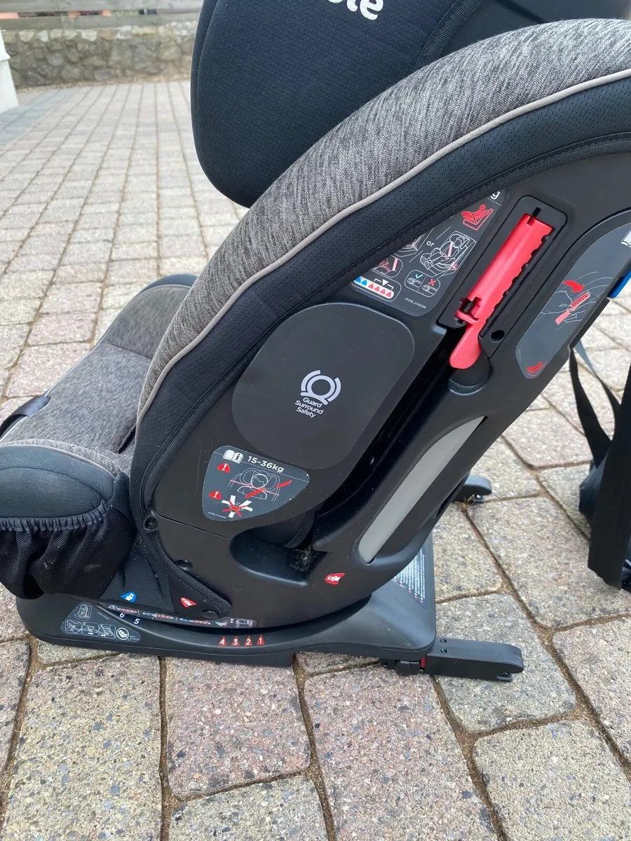 Car Seat - Image 1