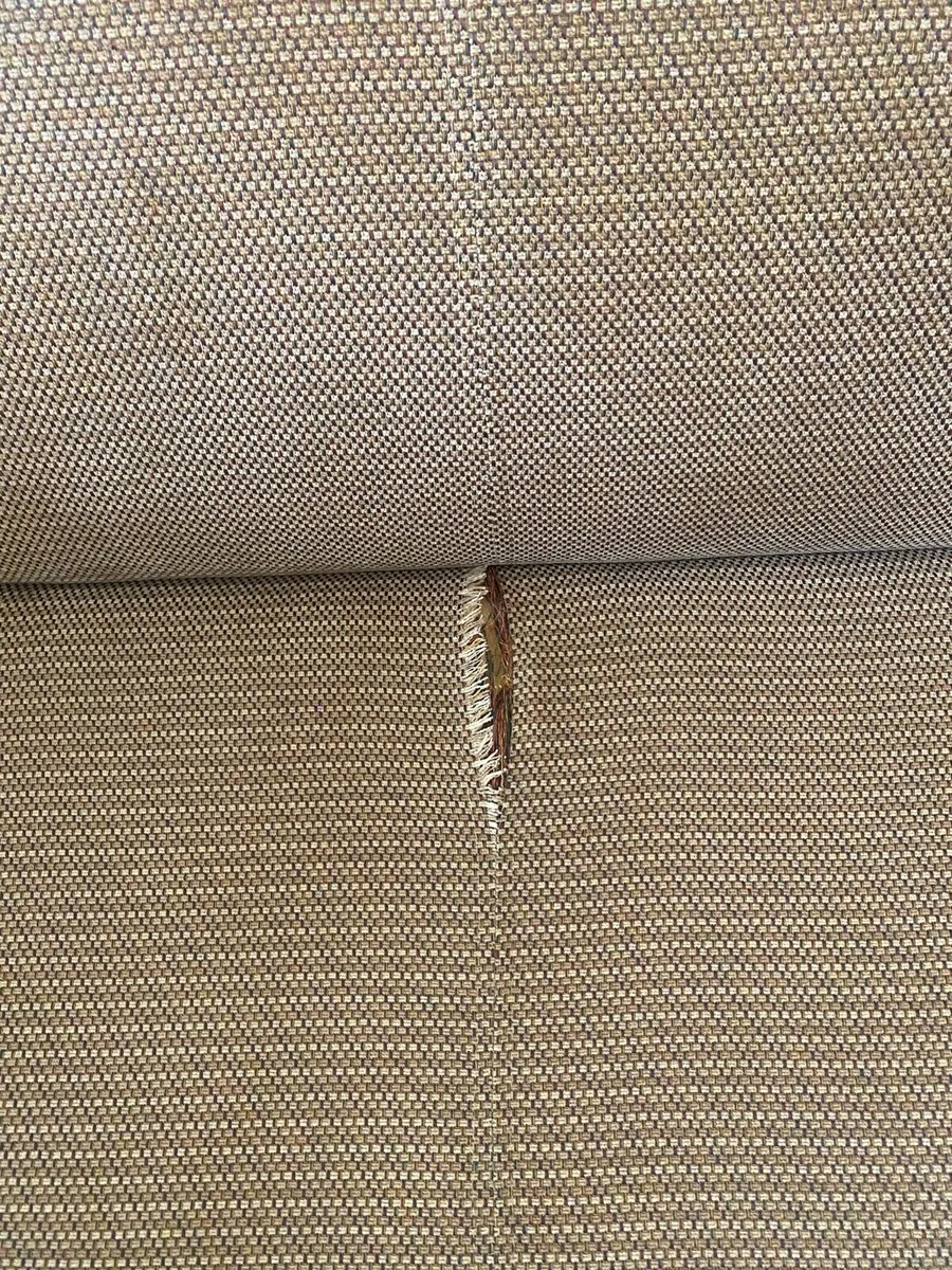 Beautiful contemporary couch - Image 3