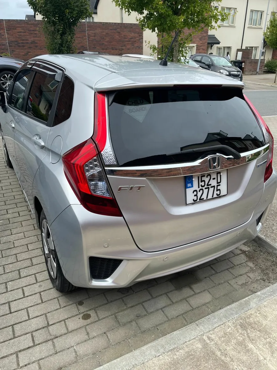 Honda Fit 2015 - Image 2