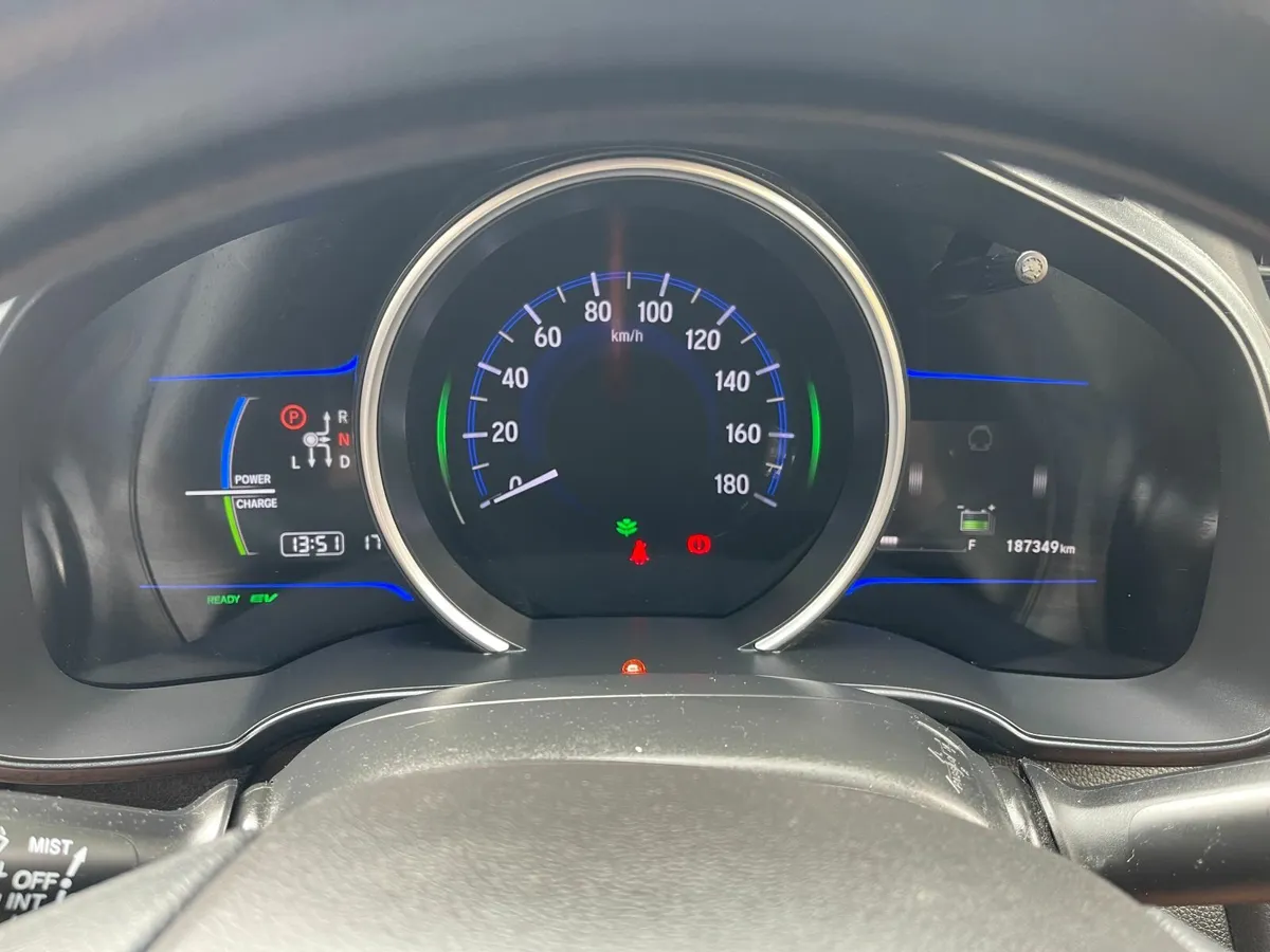 Honda Fit 2015 - Image 3