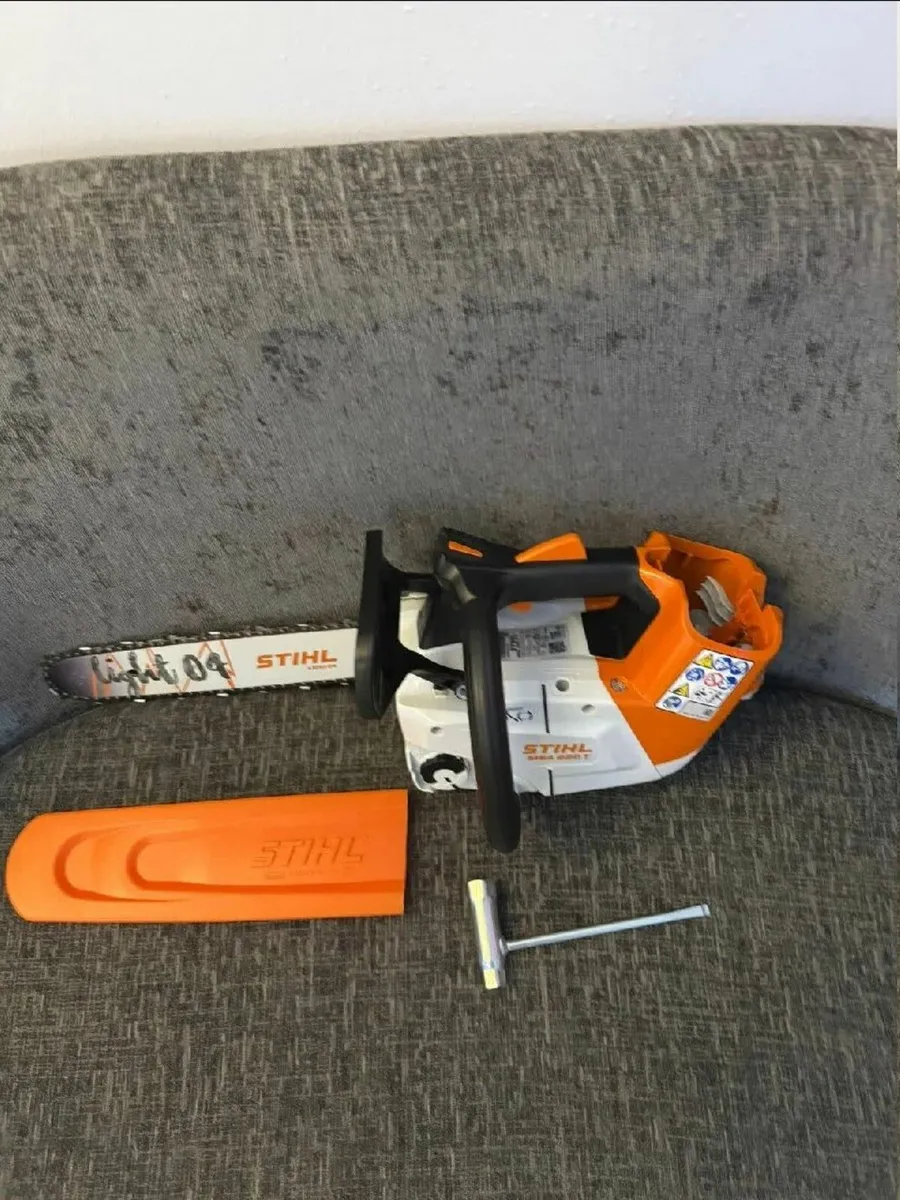 STIHL MSA 220 T Top Handle Chainsaw 2022 - Image 1