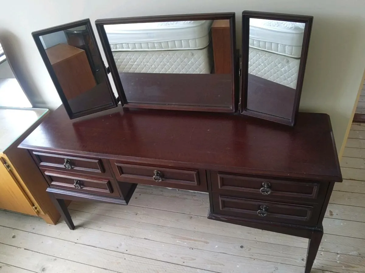 Mahogany Dressing Table - Image 1