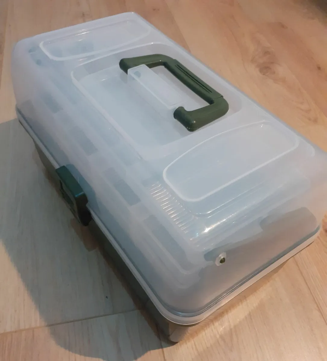Fishing tackle box medium size. - Image 1