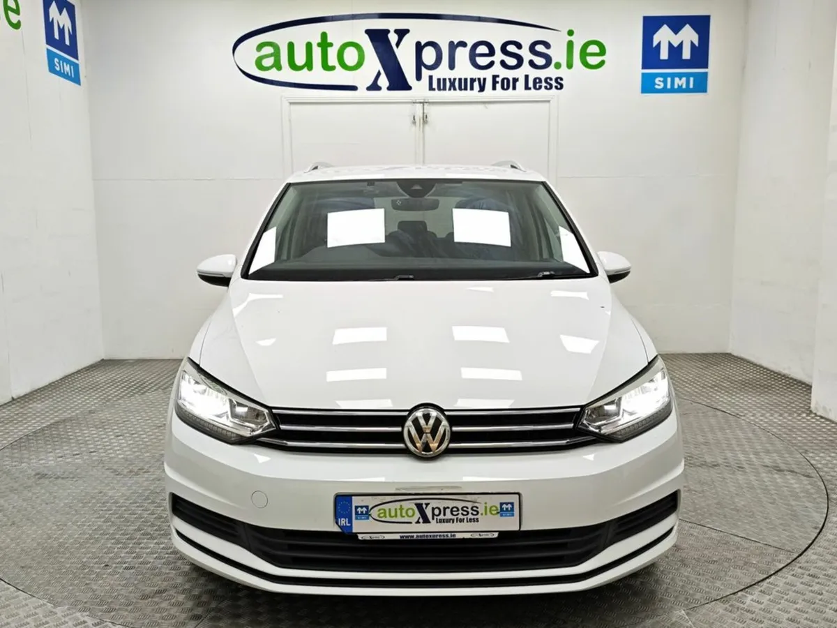 Volkswagen Touran 7 Seater 1.4 TSI Automatic, Reve - Image 3