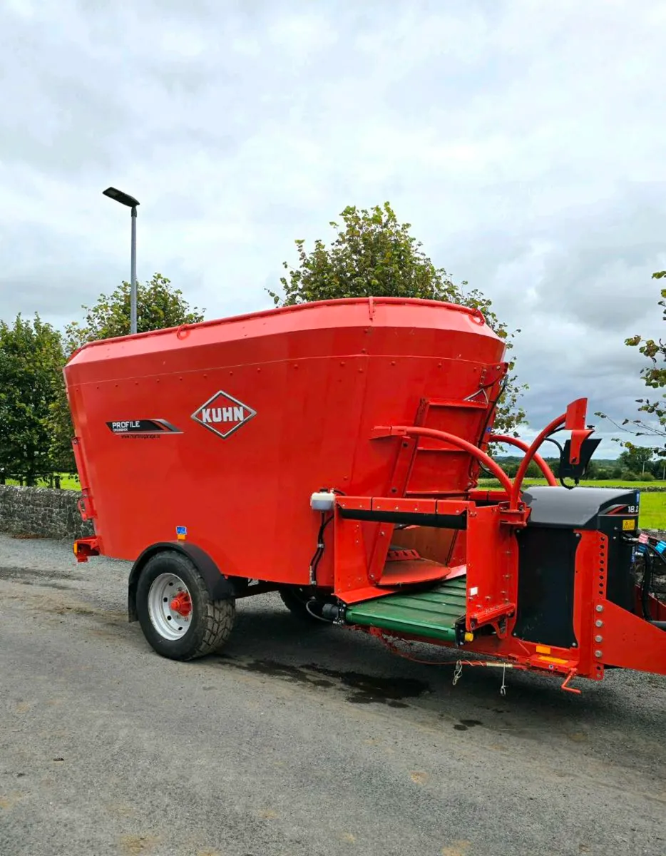 Kuhn 18.2 diet feeder - Image 2