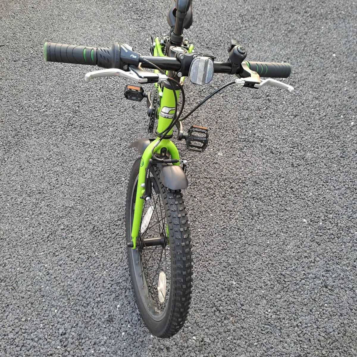 Carrera Abyss kids Junior Bike - 20" Wheel - Image 4
