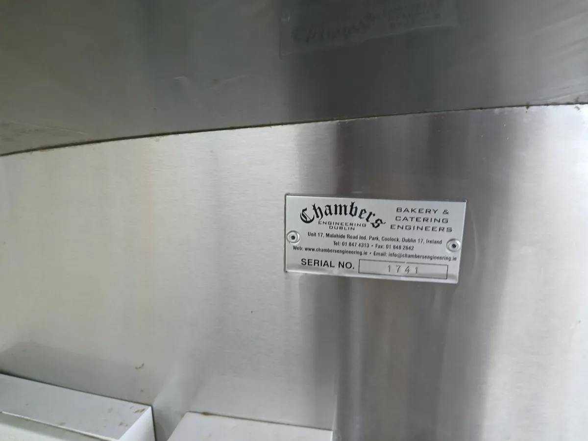 Stainless steel cabbinet display unit complete - Image 2