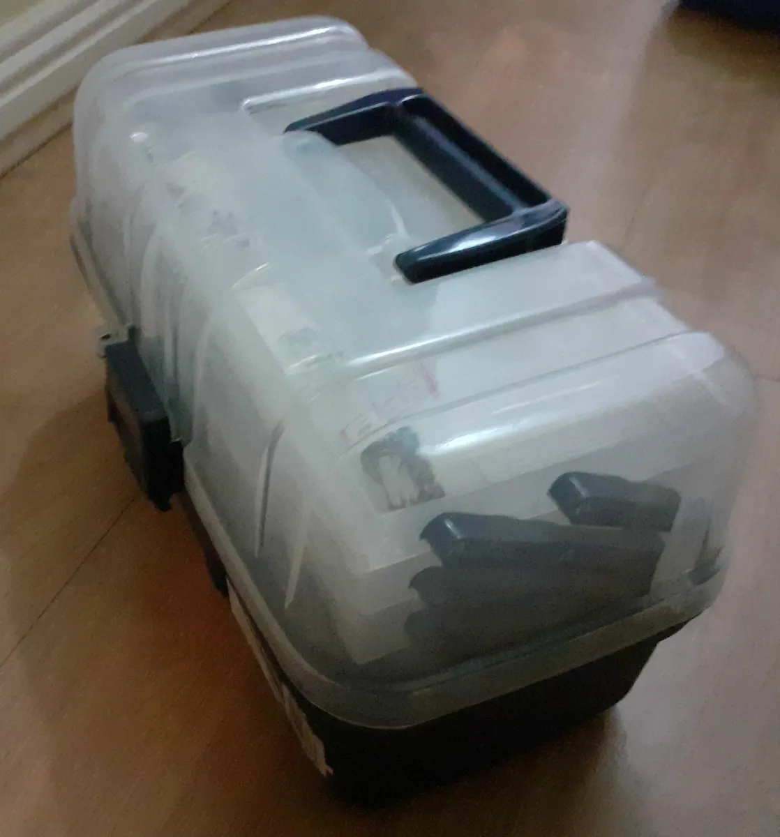 Fishing tackle box medium size. - Image 1