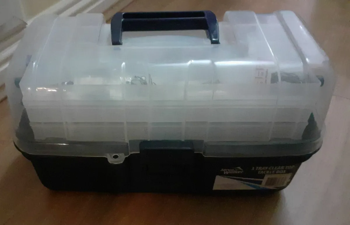 Fishing tackle box medium size. - Image 4