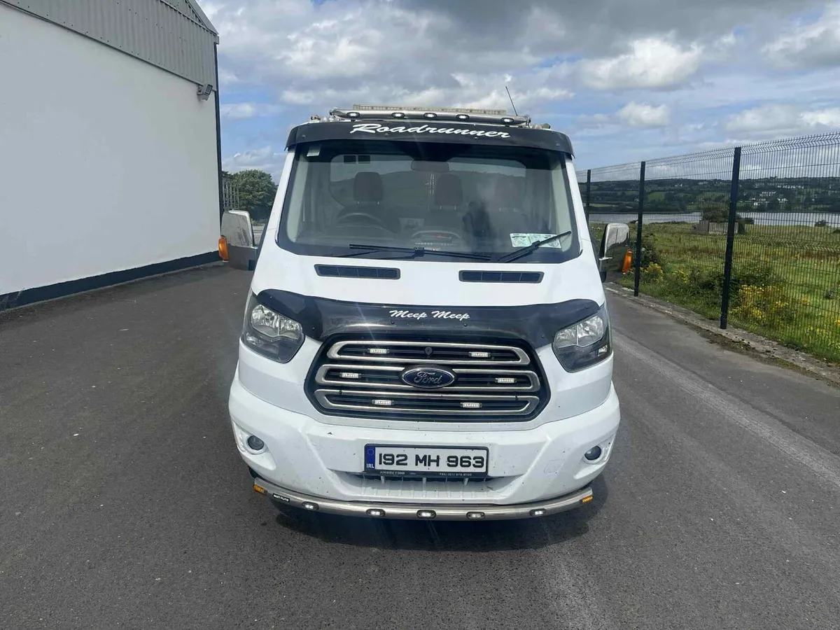 2019 (192) Ford transit recovery - Image 2