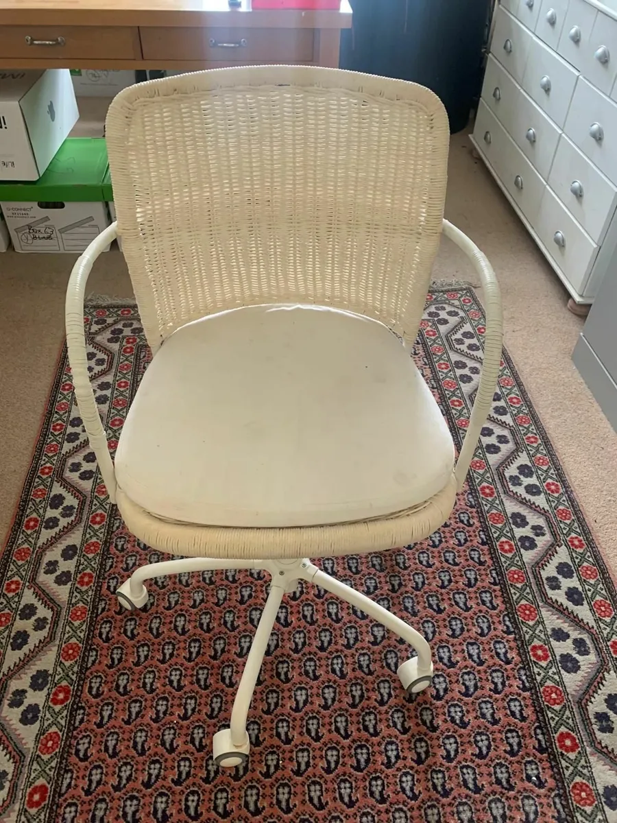 White Swivil Chair