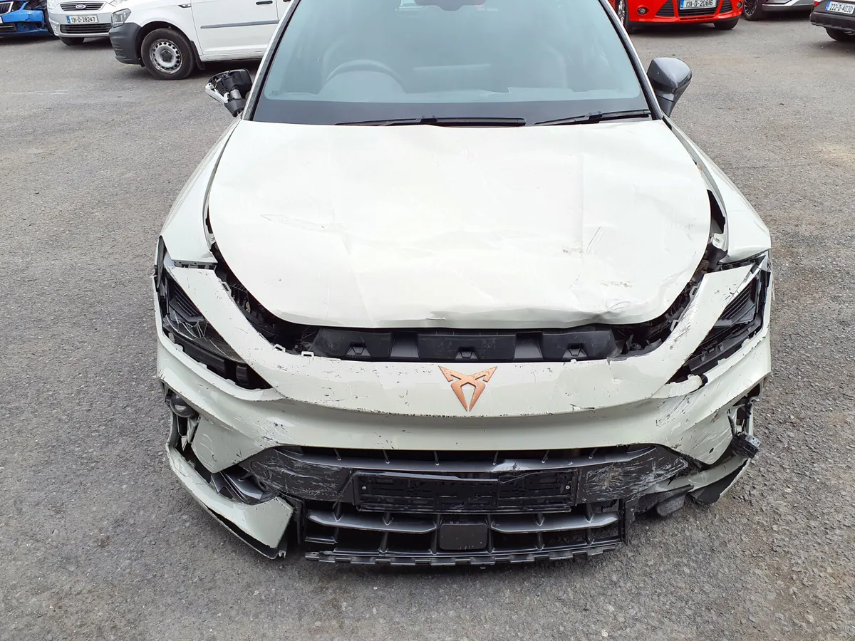 2025 Cupra Leon - Image 3