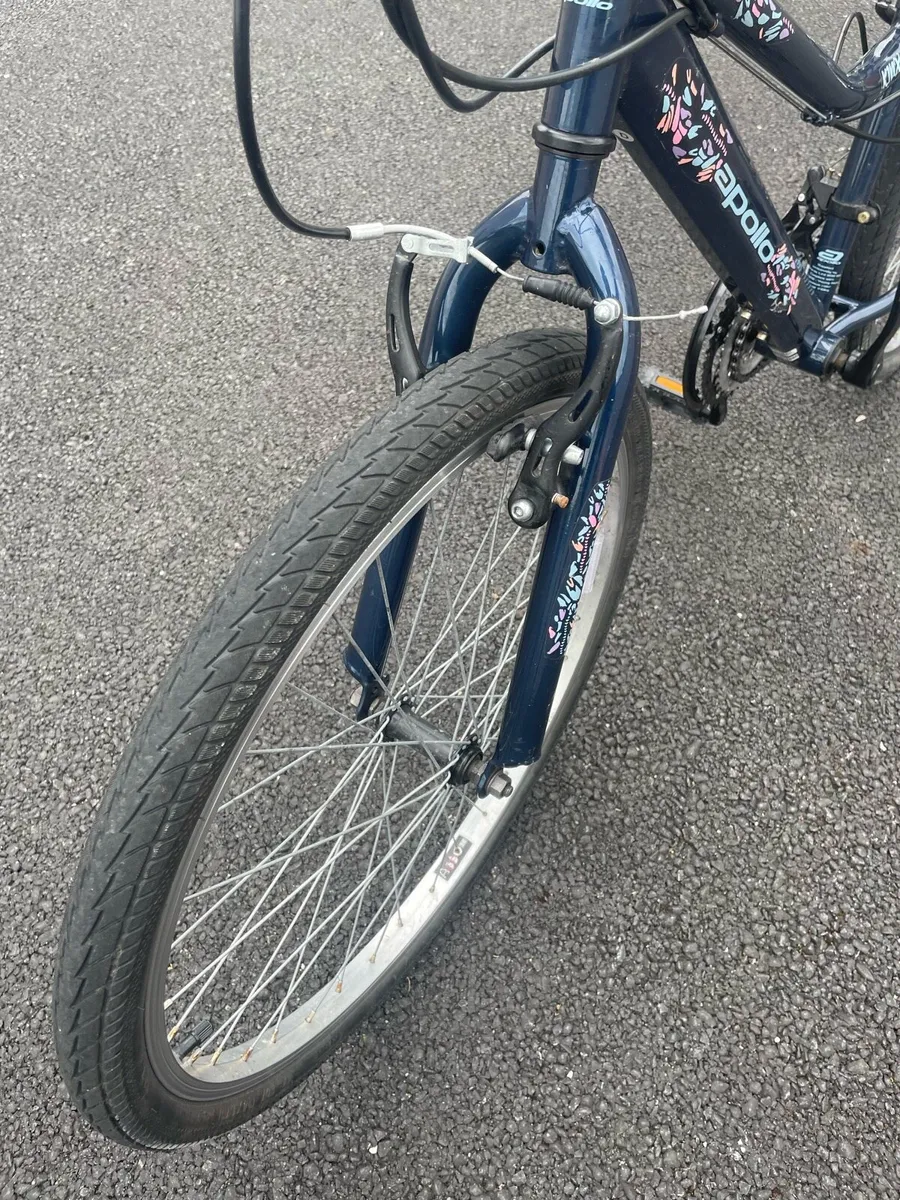 24” Apollo girls hybrid bike - Image 3
