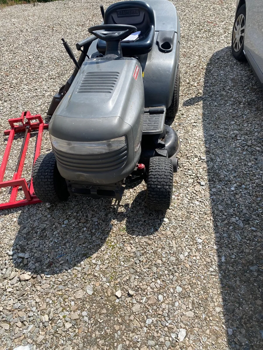 Ride on lawnmower - Image 3
