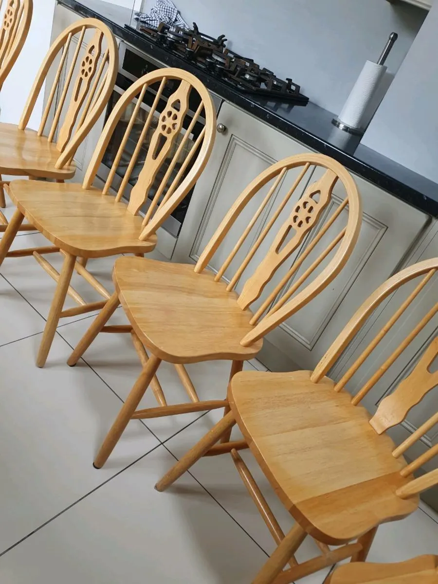 Set of 6 solid wood dining chairs - Image 2