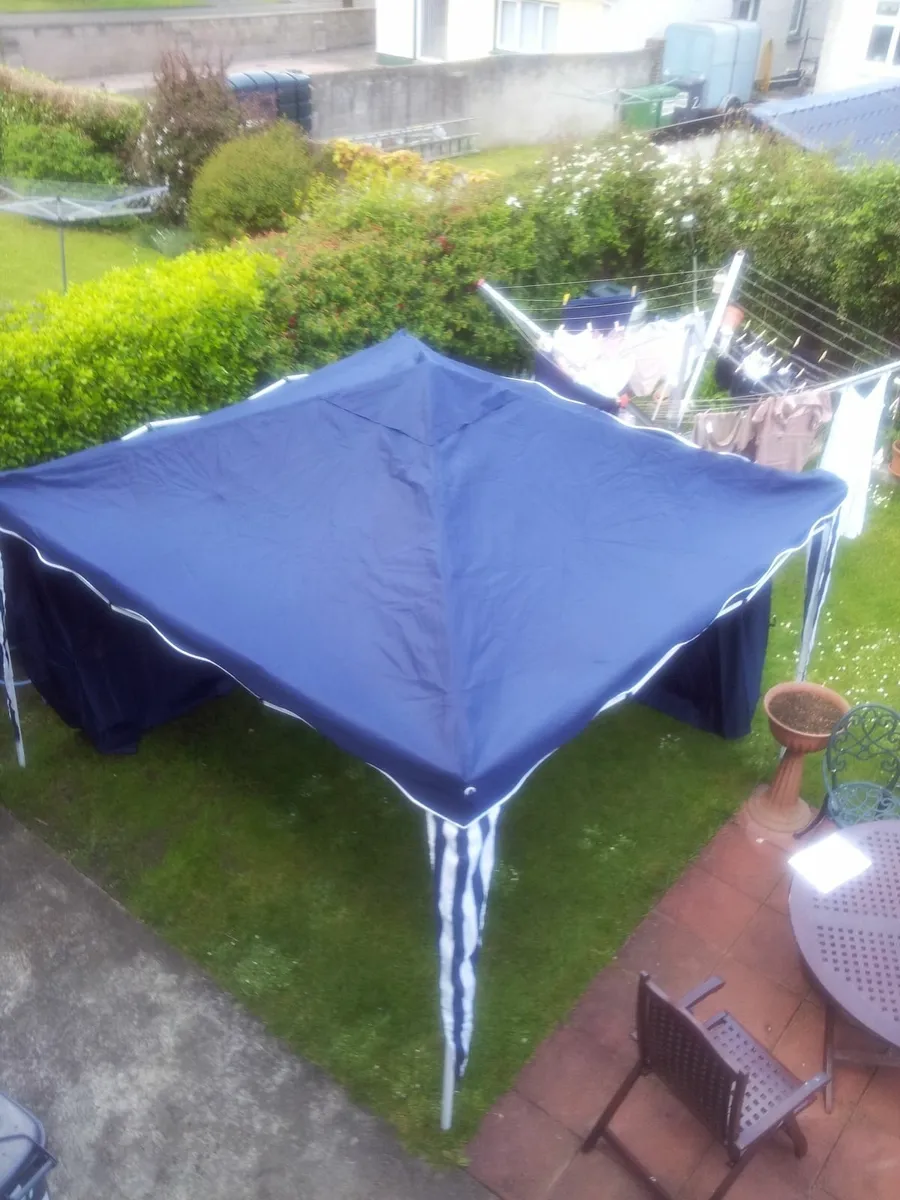 Gazebo (garden) - Image 3