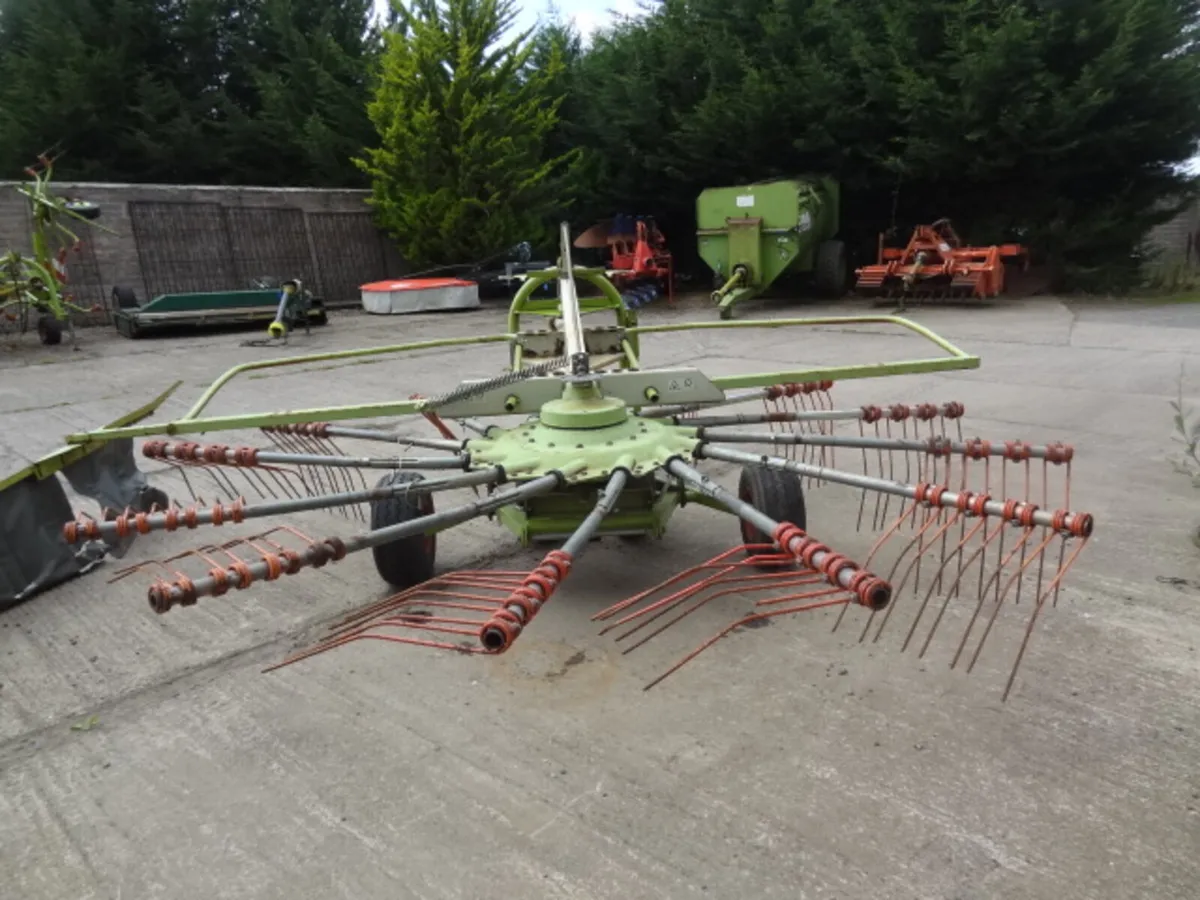 Claas Liner 470S Single Rotor Rake - Image 4