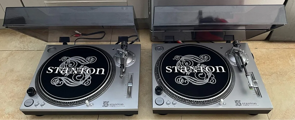Stanton STR8-60 direct drive Turntables pair - Image 1