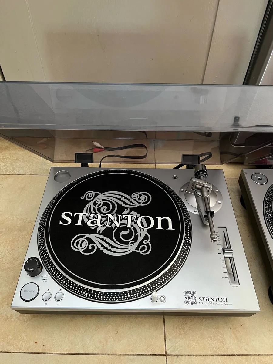 Stanton STR8-60 direct drive Turntables pair - Image 3