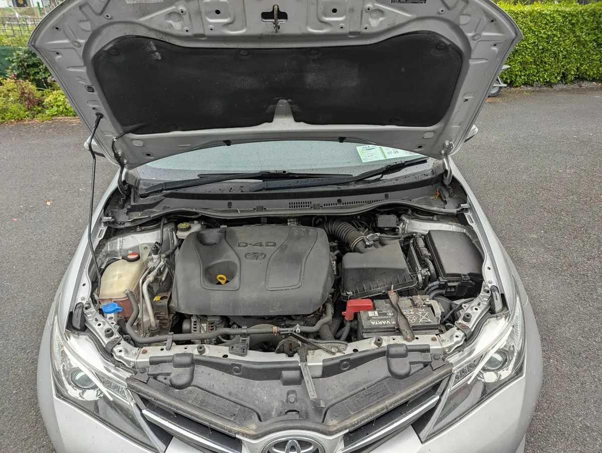 Toyota Auris Sol 2015 - Image 3