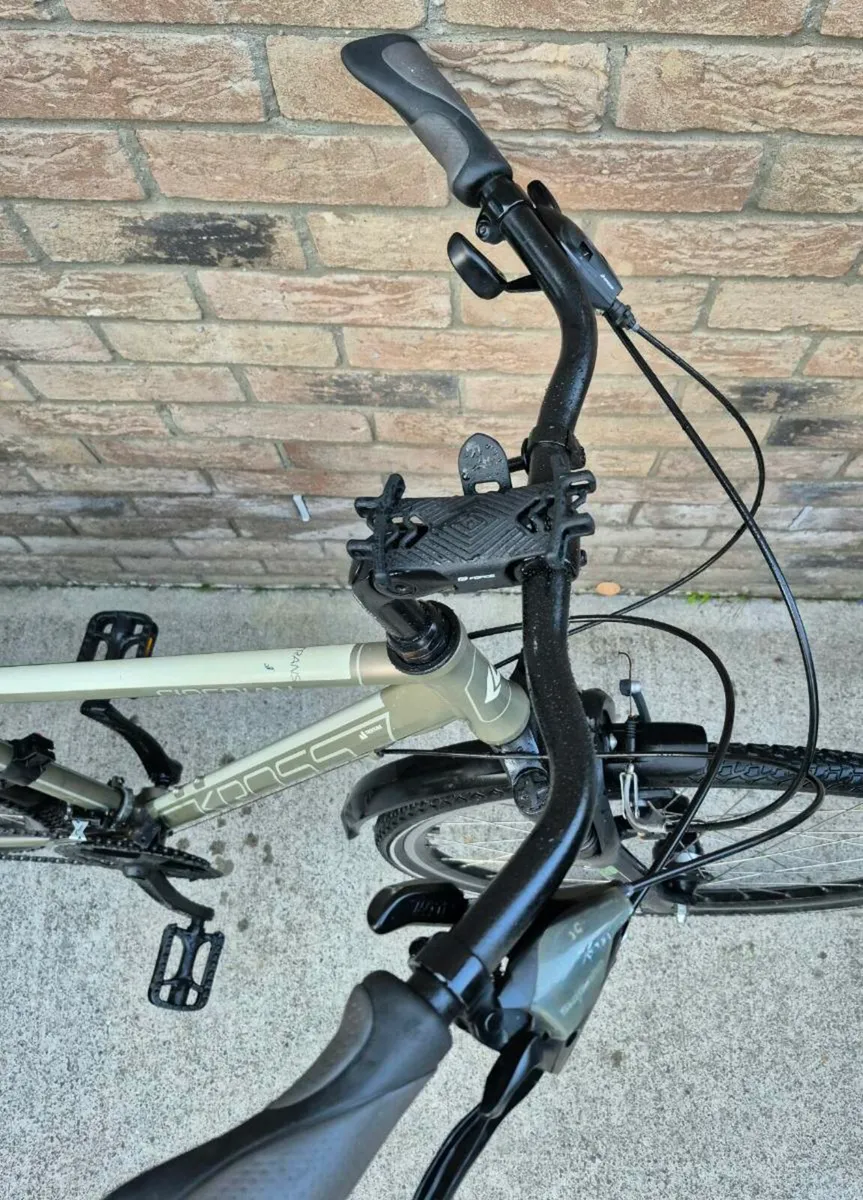 Adults Kross Siberian 28r  Hybrid Bike 21 speeds - Image 4
