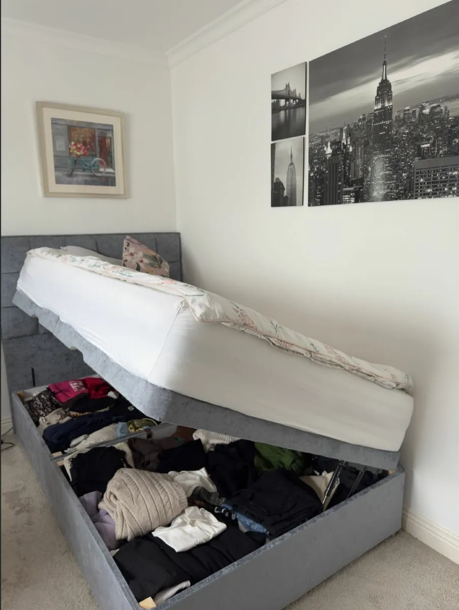 4ft Velvet Storage Bed with Mattress - Image 4