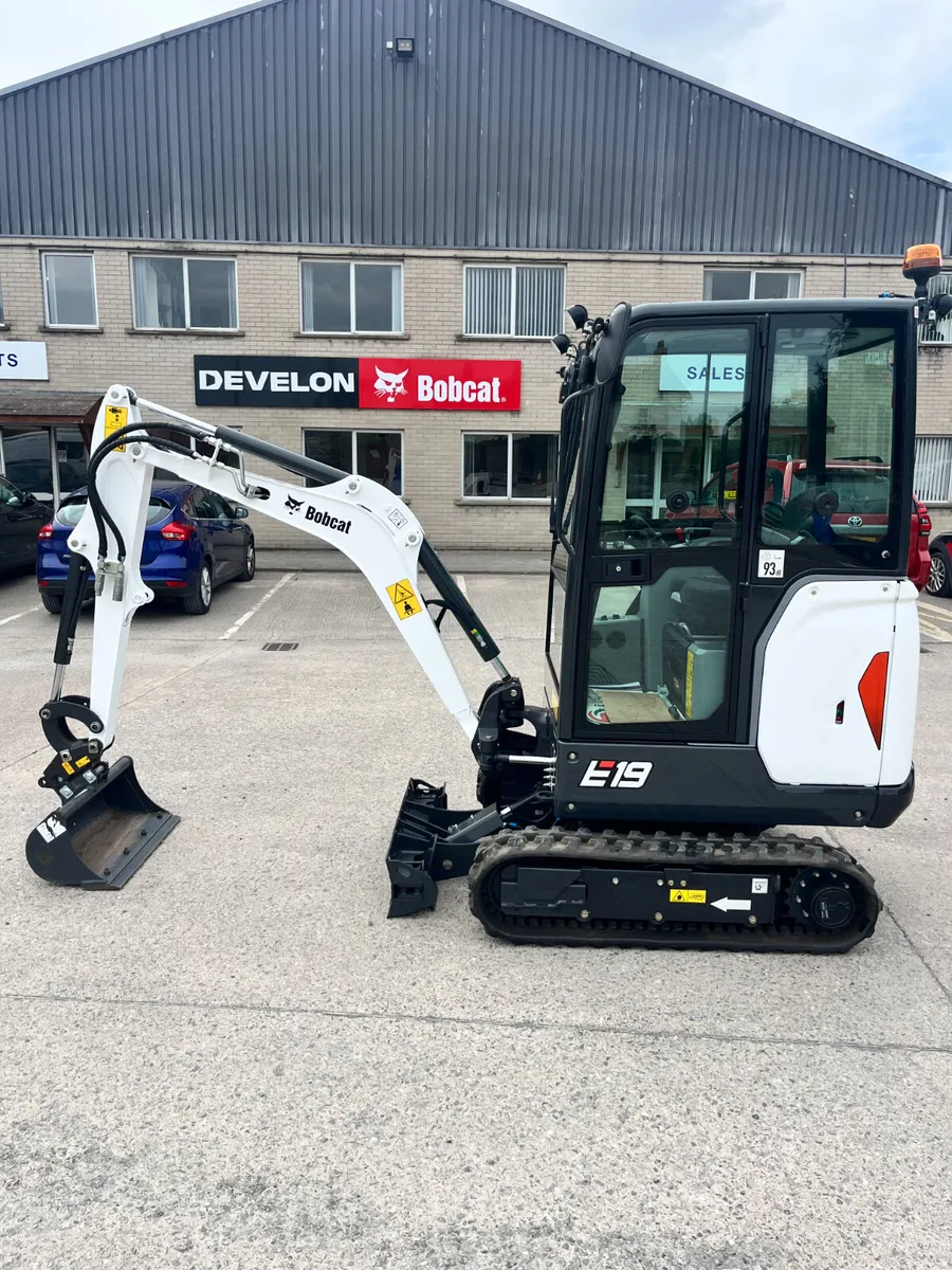 Bobcat E19 - Image 1