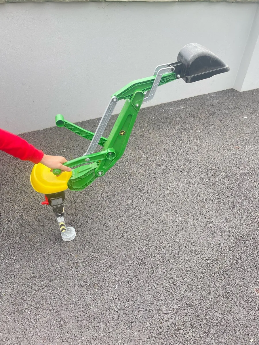 John Deere Rolly Backhoe - Image 3
