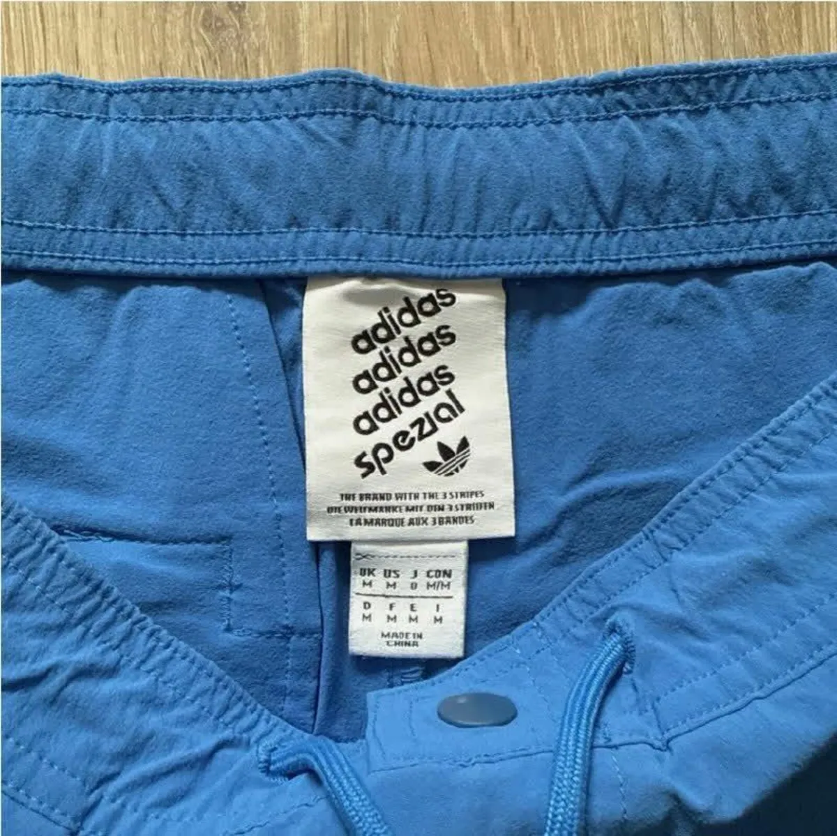 Adidas Original men's shorts - Image 2